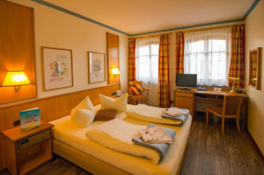 Гостиница Hotel Zur Linde, Хохэнлинден